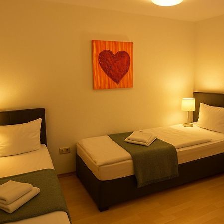 Sunnyhome Monteurwohnungen Und Apartments In Weiden Weiden in der Oberpfalz Eksteriør bilde