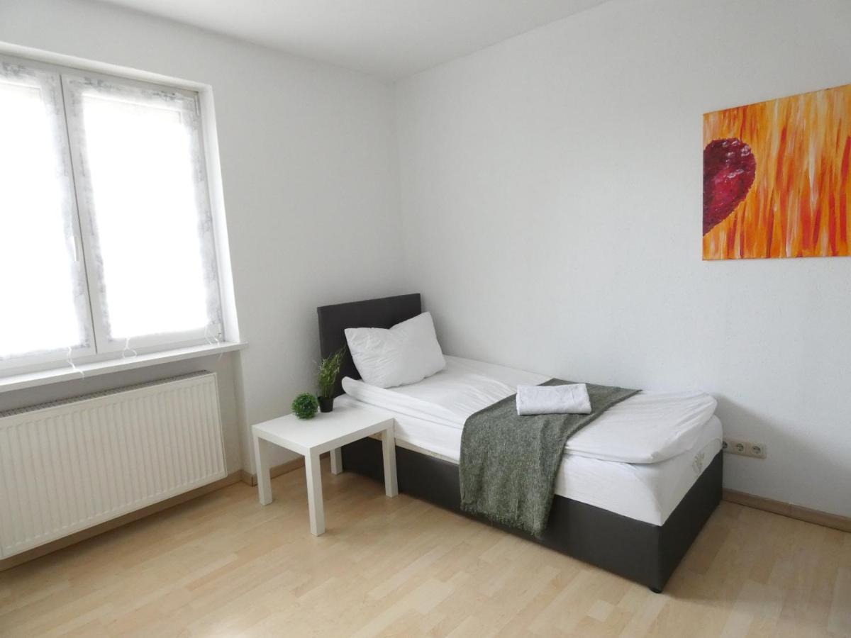 Sunnyhome Monteurwohnungen Und Apartments In Weiden Weiden in der Oberpfalz Eksteriør bilde