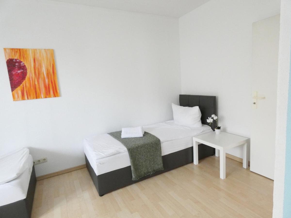 Sunnyhome Monteurwohnungen Und Apartments In Weiden Weiden in der Oberpfalz Eksteriør bilde